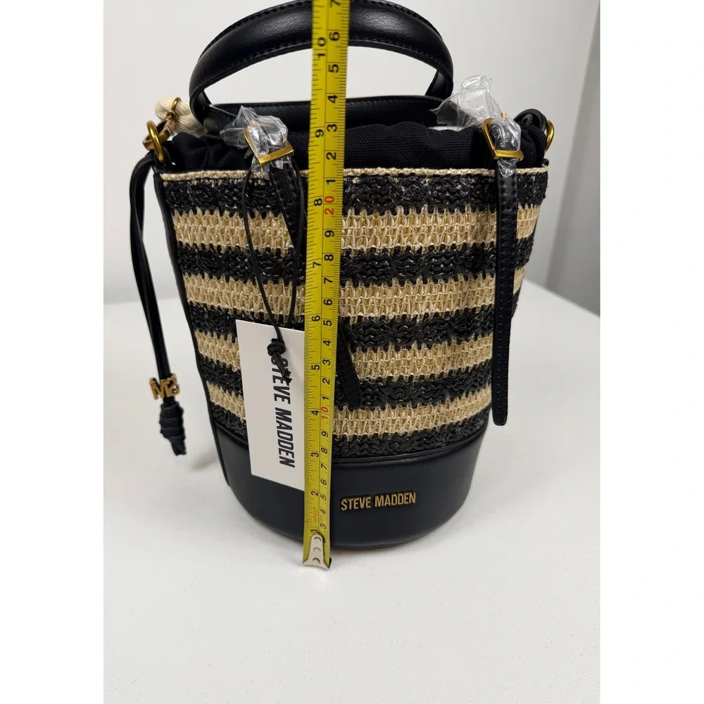 Steve Madden B-Rope Woven Straw Bucket Bag Striped Black Tan Nautical Rope Strap